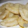 كيفية طهي عجينة الزلابية مع البطاطس والجبن القريش ما يجب أن يكون العجين الدقيق للزلابية